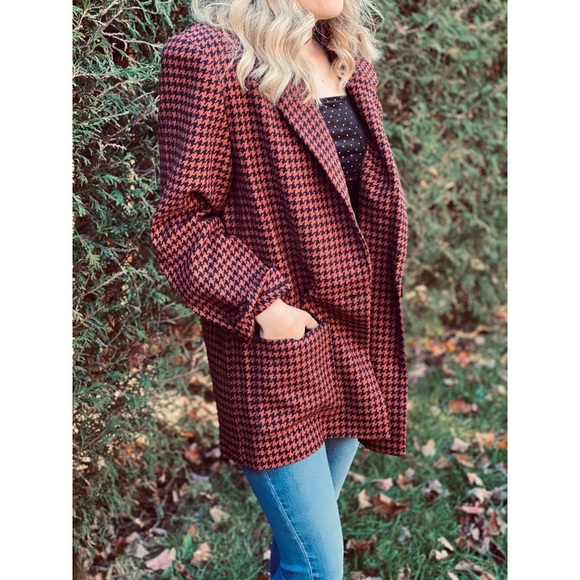 Vintage Jackets & Blazers - VINTAGE houndstooth oversized boyfriend blazer